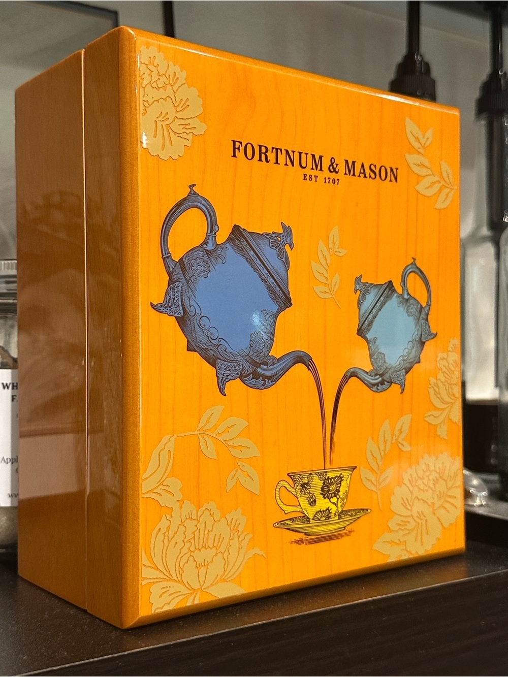 FORTNUM & MASON lacquered wood Tea Gift Box empty chest decor blue teapot cup - Picture 2 of 16